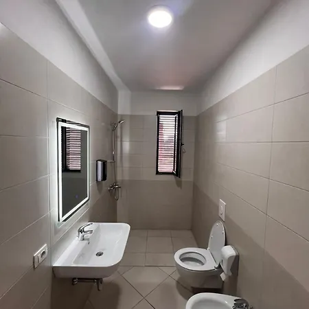 Lägenhet Kalpazo 21 Tirana