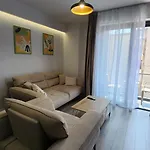Kalpazo 21 * Tirana