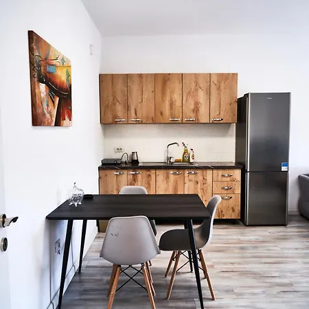 Appartement Kalpazo 21 *